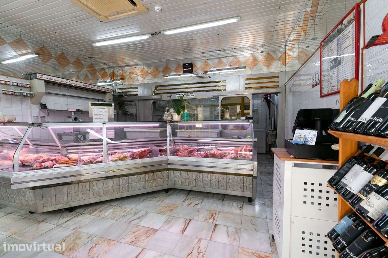 OPORTUNIDADE ÚNICA DE INVESTIMENTO NO CENTRO COMERCIAL DO CACÉM - Grande imagem: 3/11