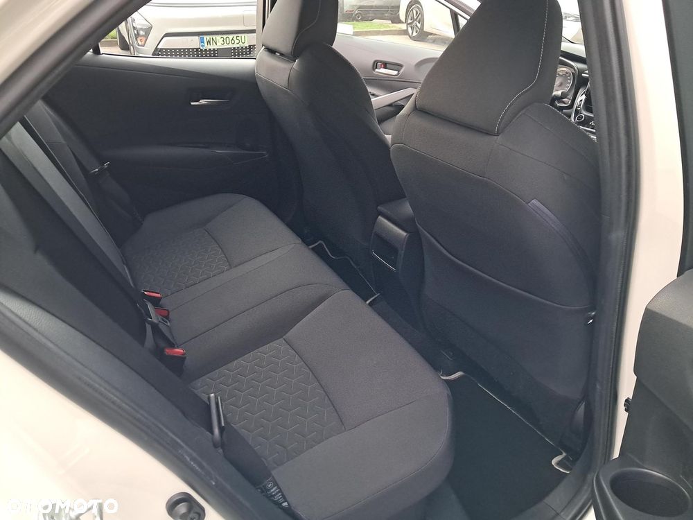 Toyota Corolla - 13