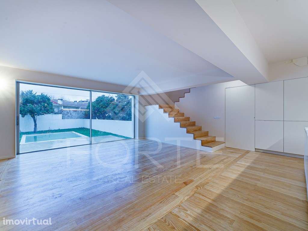 Moradia T3 com Piscina no centro de São João da Madeira - Grande imagem: 5/53