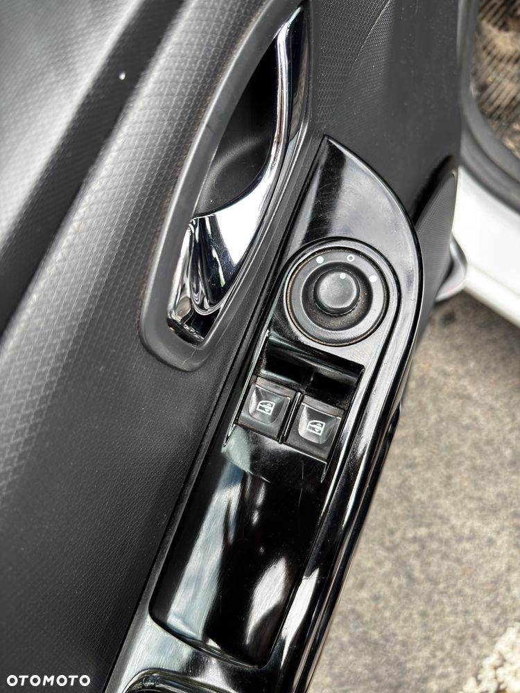 Renault Clio dCi 90 Start & Stop COLLECTION - 11