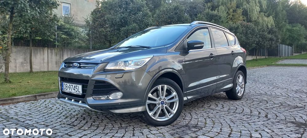 Ford Kuga 1.5 EcoBoost 4x4 Titanium - 1