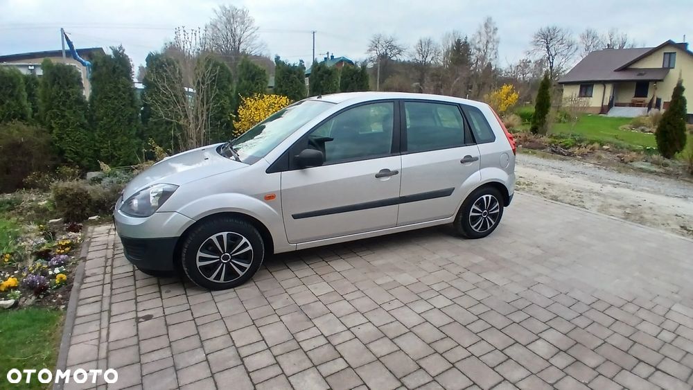Ford Fiesta - 6