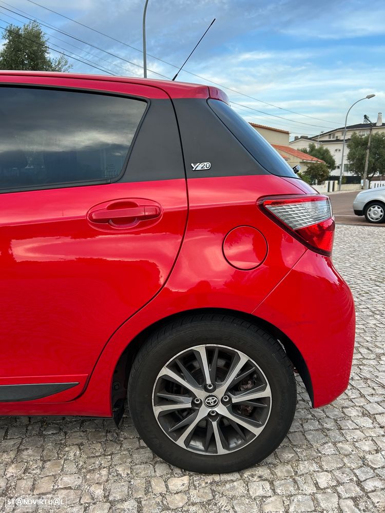 Toyota Yaris - 22