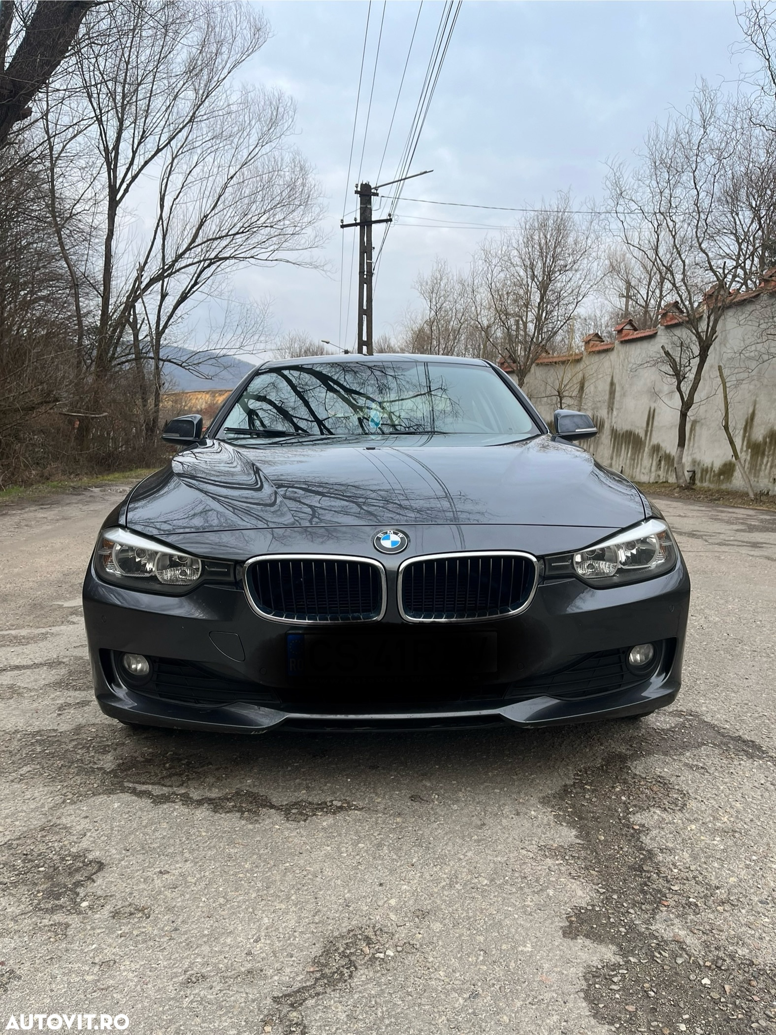 BMW Seria 3 318d - 2