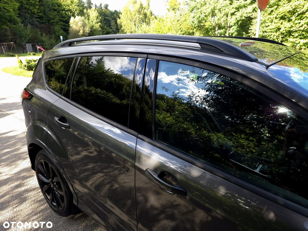 Ford Kuga 2.0 TDCi AWD Titanium - 27