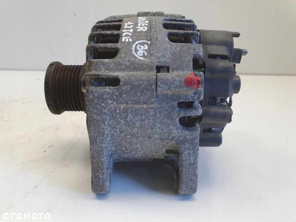 ALTERNATOR Dacia Duster I 1.2 TCe _ 231000091R valeo Alternator Oryginał - 14