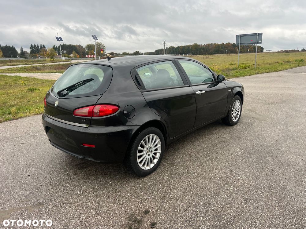 Alfa Romeo 147 1.9 JTD Impression - 6
