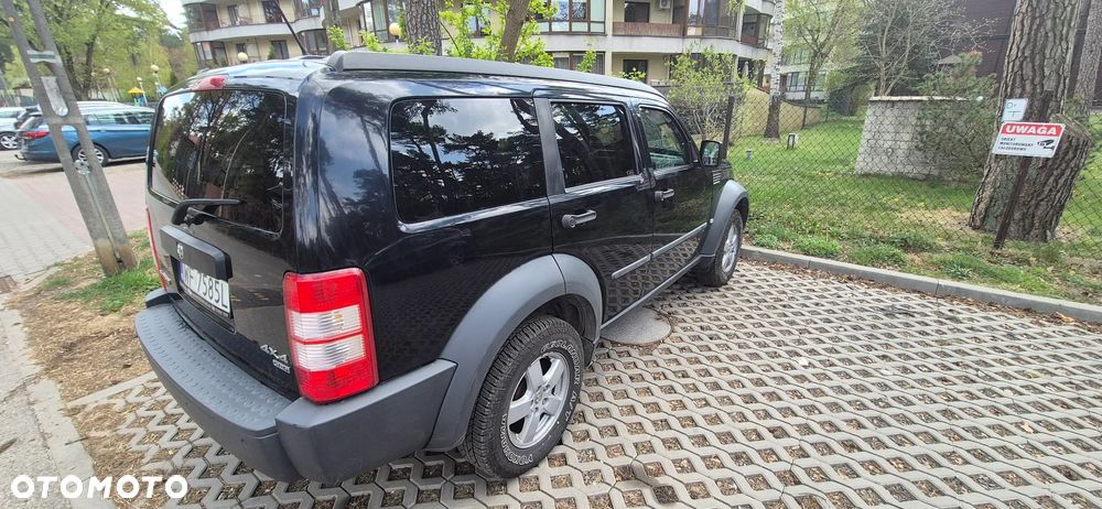 Dodge Nitro - 3