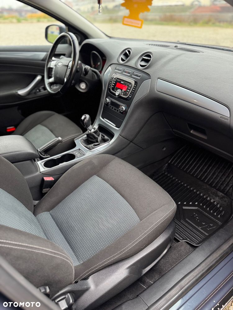 Ford Mondeo 1.6 Eco Boost Trend - 14