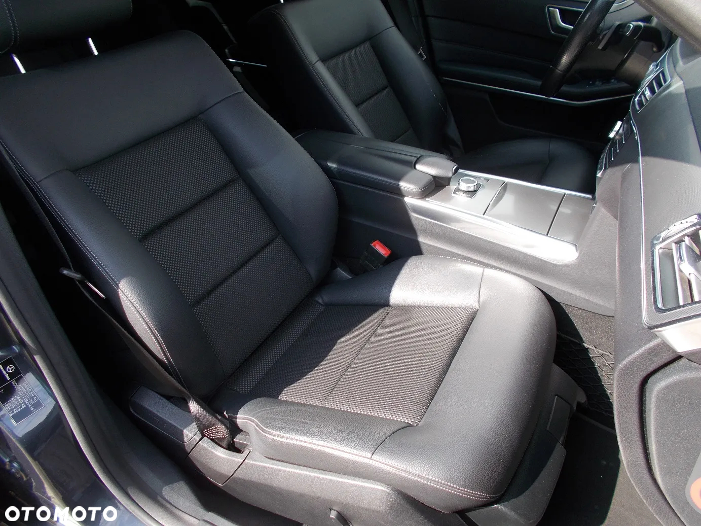 Mercedes-Benz Klasa E 220 BlueTEC 4-Matic Elegance - 14