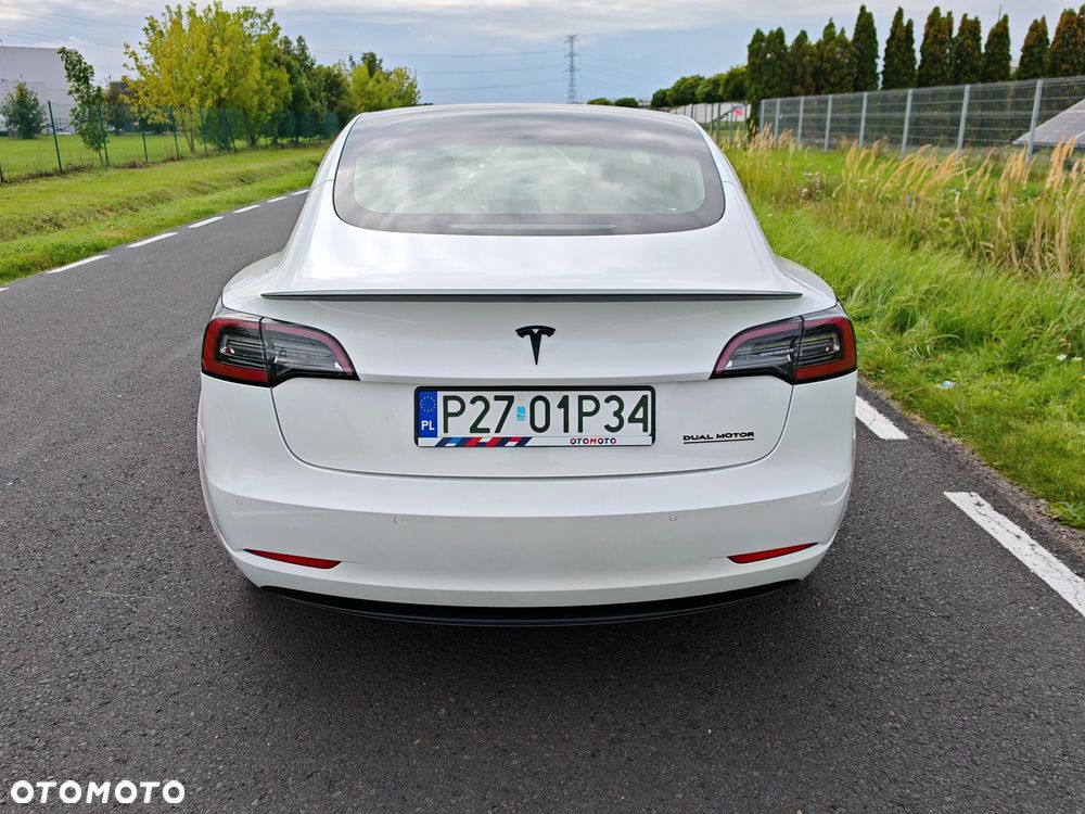 Tesla Model 3 - 14