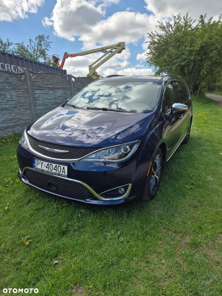 Chrysler Pacifica - 14