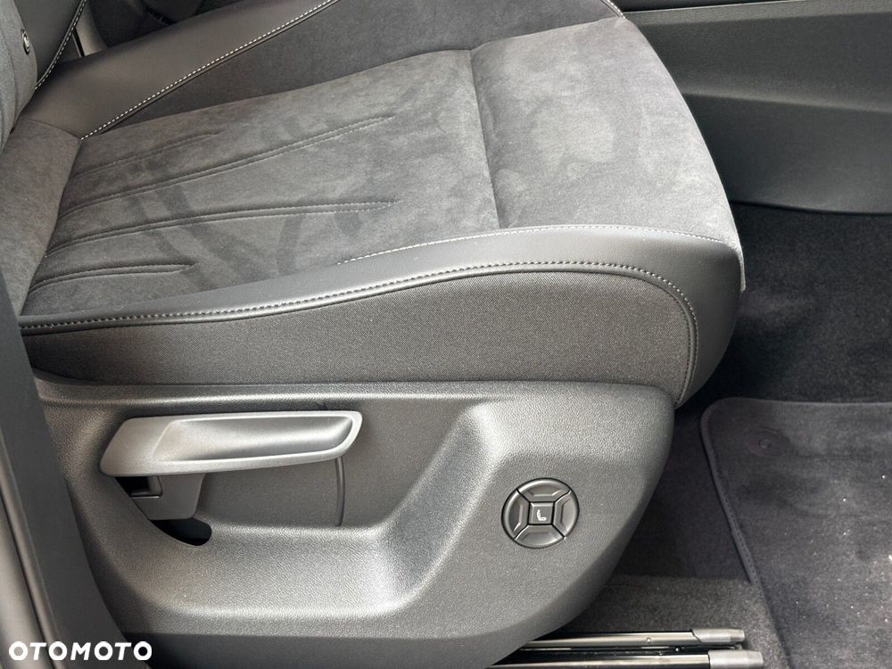 Volkswagen Tiguan - 22