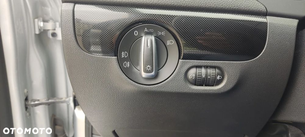 Volkswagen Jetta 2.0 TDI DPF Comfortline - 13