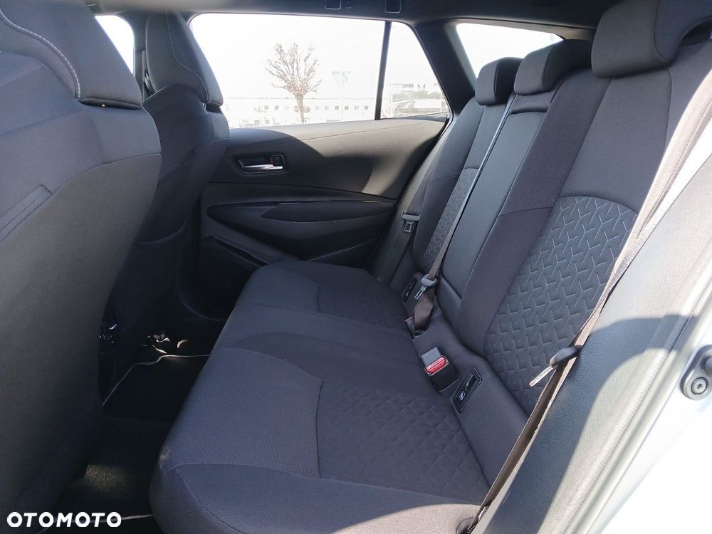 Toyota Corolla 2.0 Hybrid Comfort - 16