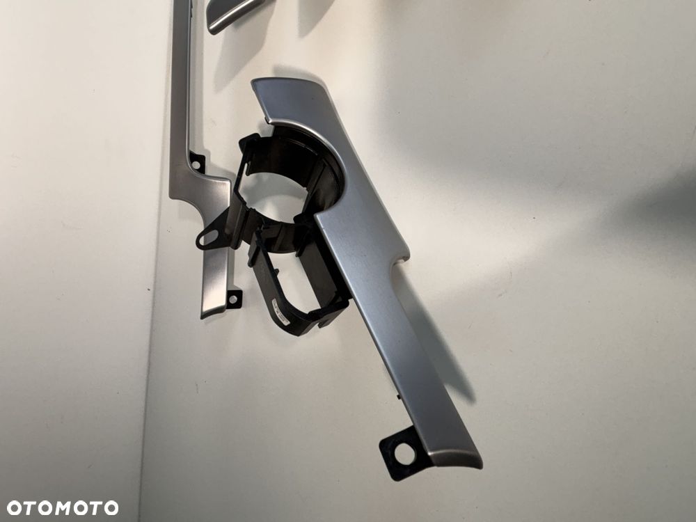 DEKORY SZCZOTKOWANE ALUMINIUM EUROPA QUATTRO Audi A4 B6/B7 Q88 - 5