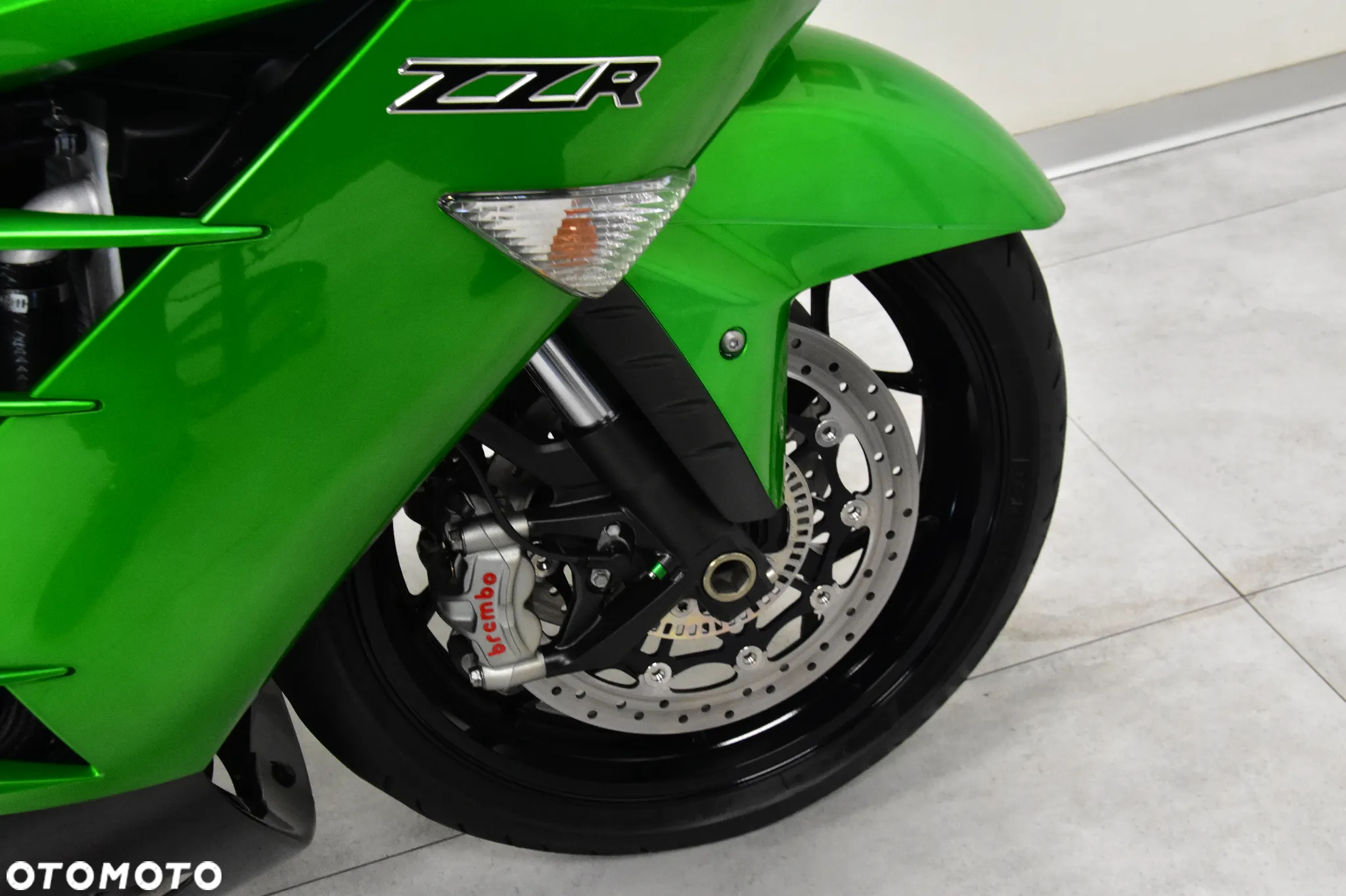 Kawasaki ZZR - 28