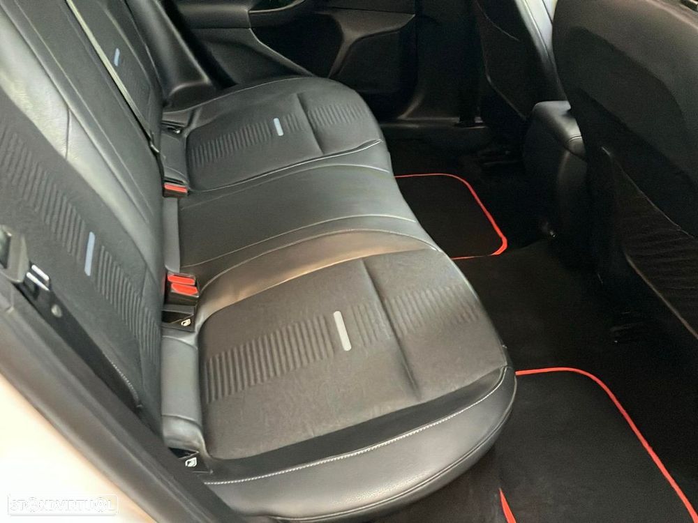 Ford Focus - 17