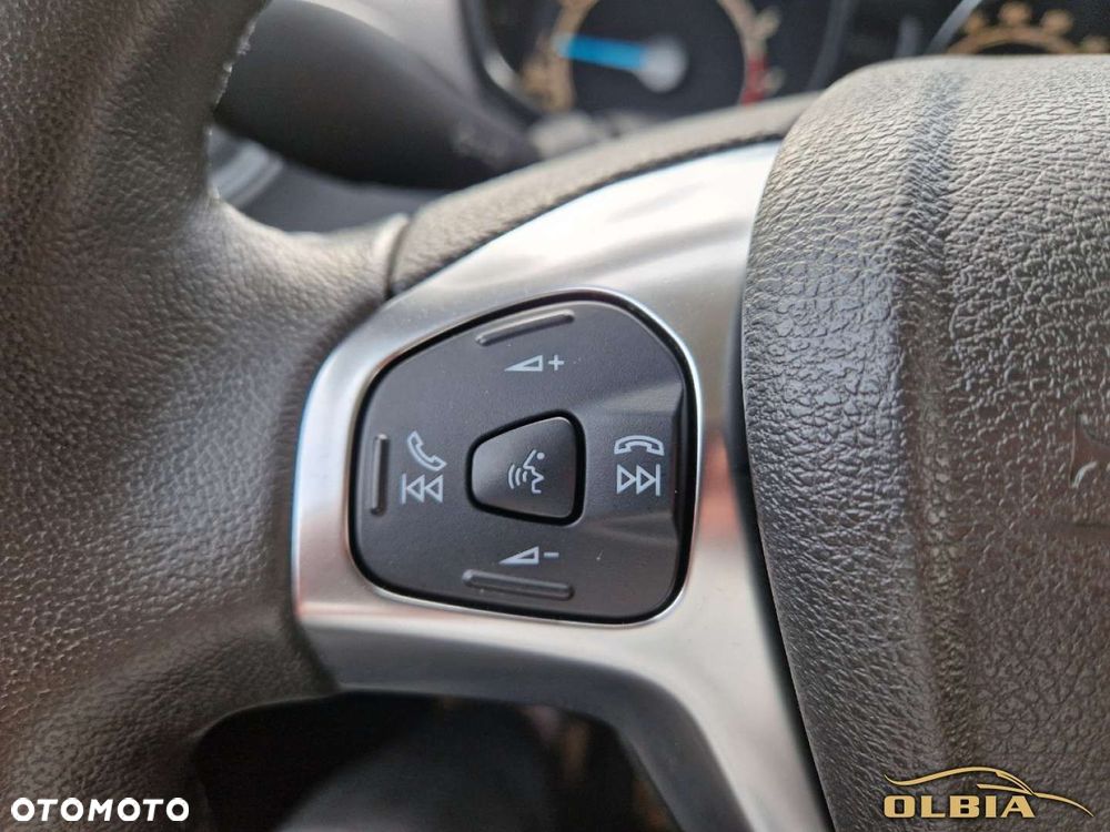 Ford Tourneo Courier - 29