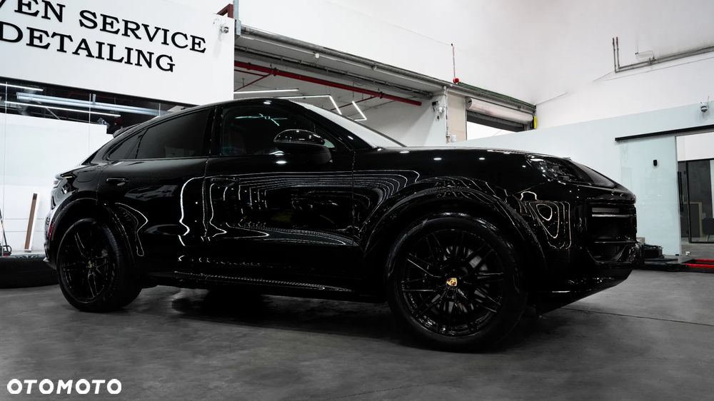 Porsche Cayenne - 6
