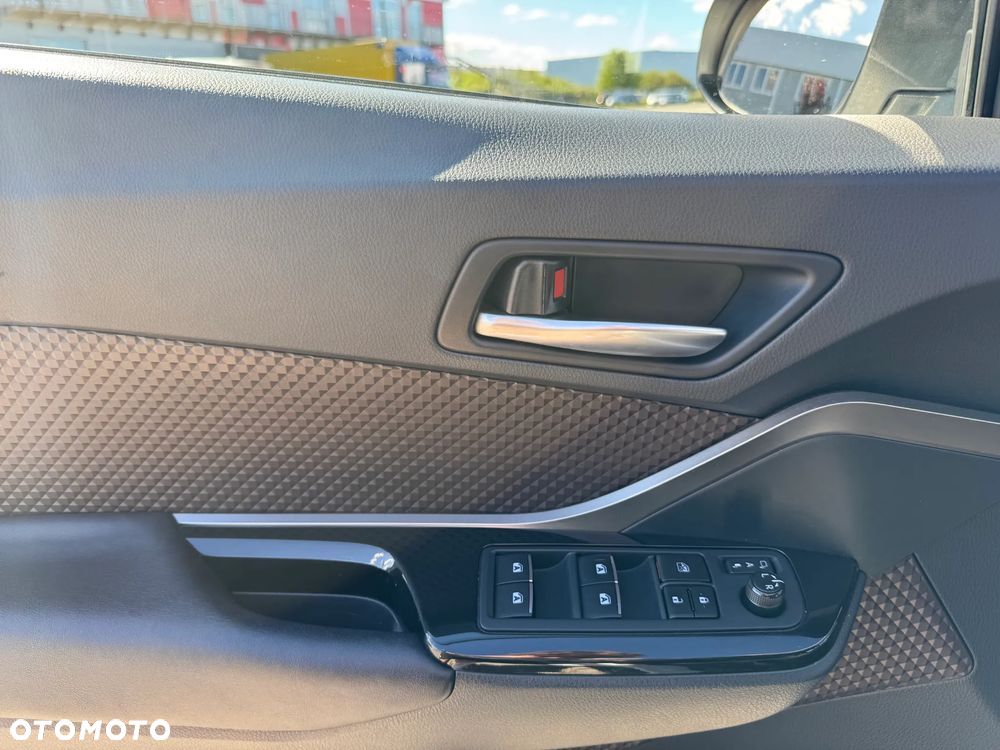 Toyota C-HR - 28