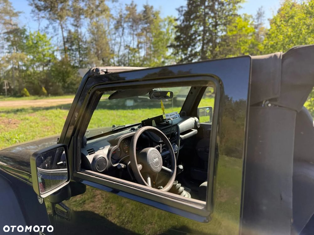 Jeep Wrangler 3.8 Sahara - 2