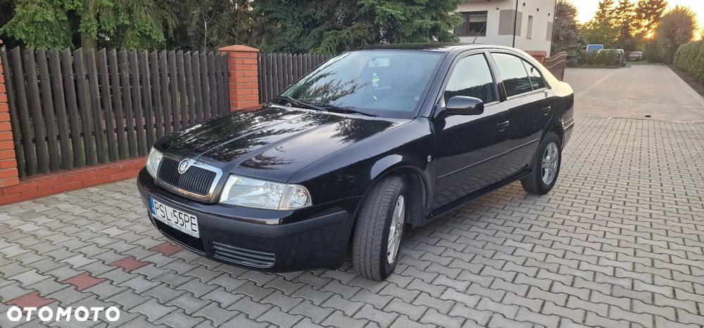 Skoda Octavia 1.6 Tour Classic - 16