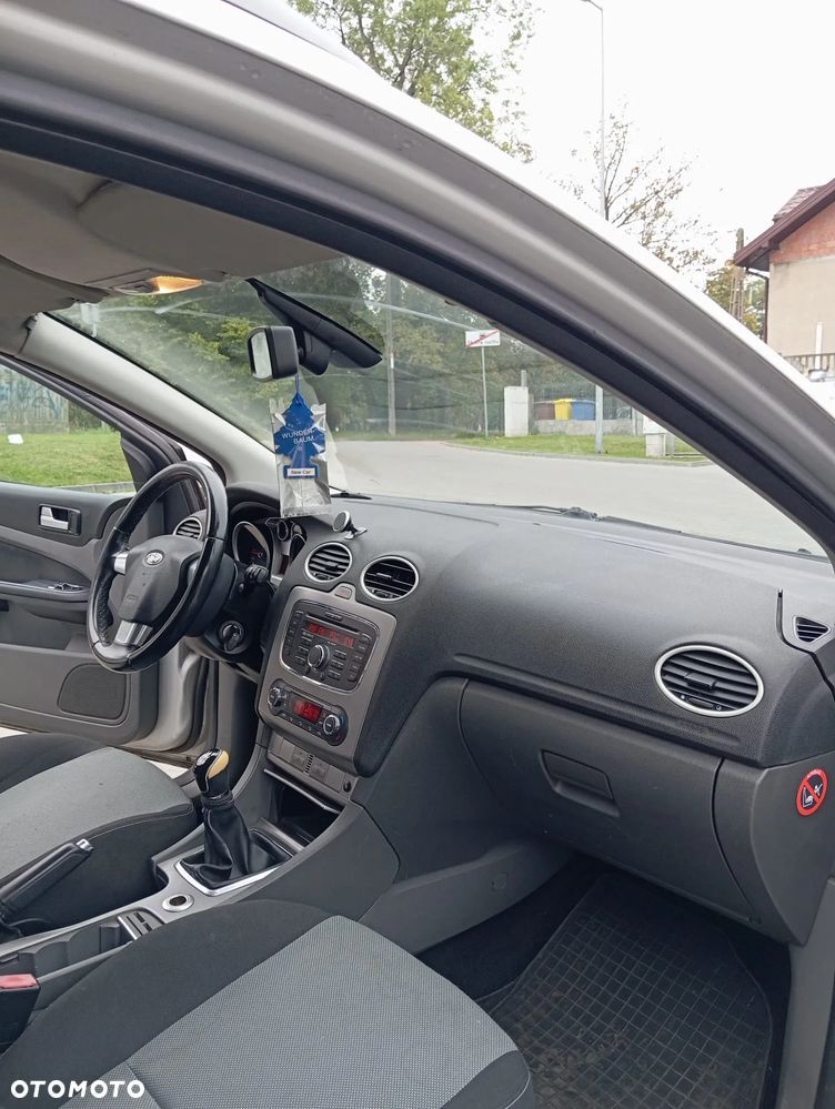Ford Focus 1.8 TDCi Ghia - 7