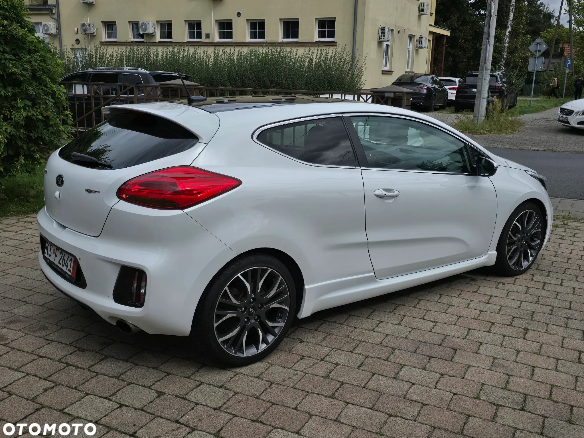 Kia Ceed 1.6 T-GDI GT-Challenge - 11