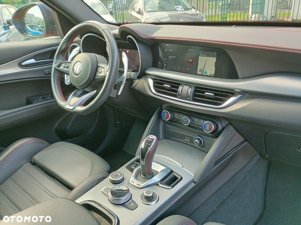 Alfa Romeo Stelvio 2.0 Turbo Competizione Q4 - 18
