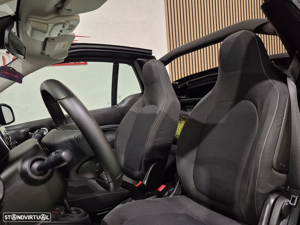 Smart Fortwo Cabrio 1.0 71 Passion Aut. - 12