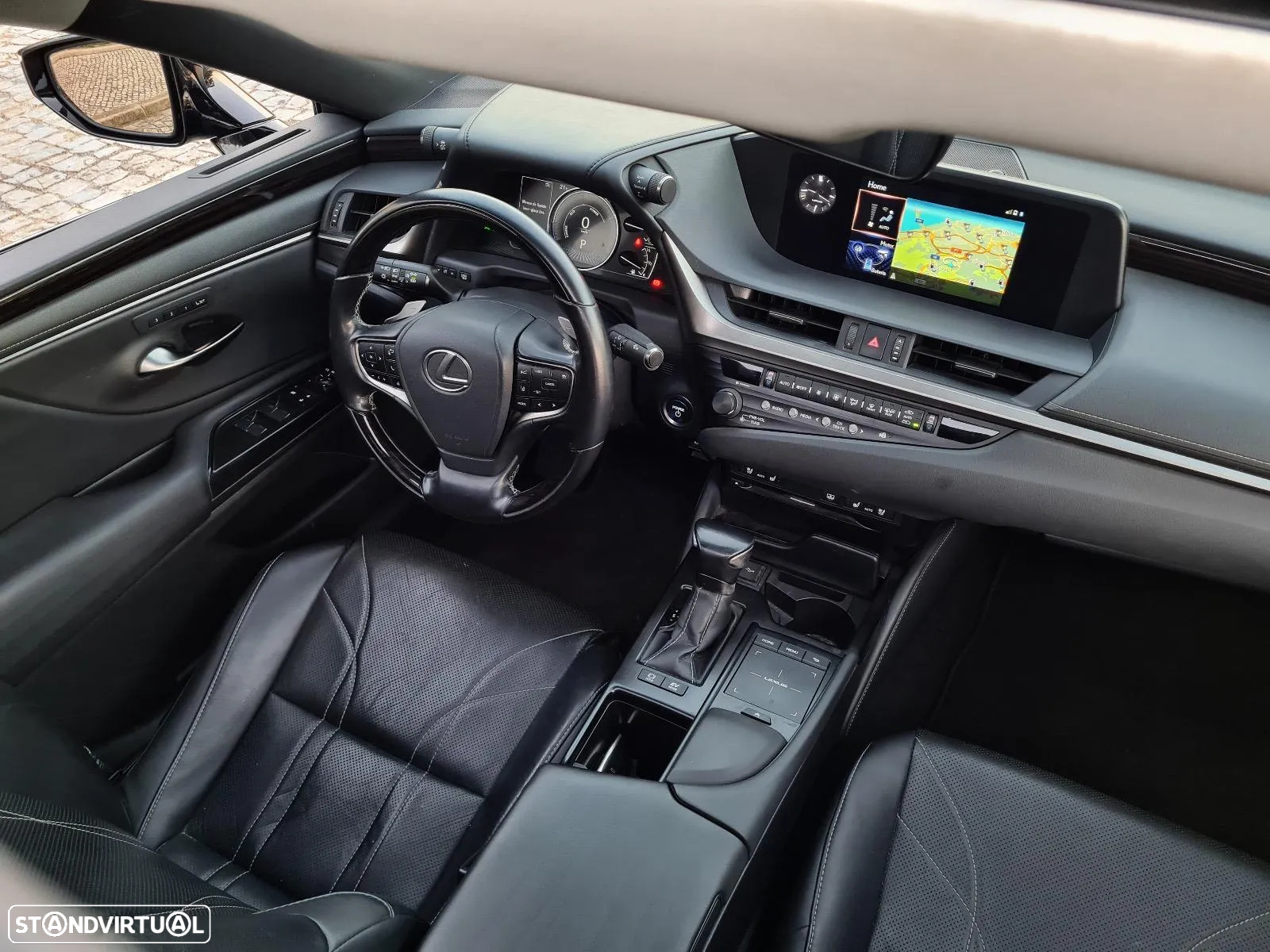 Lexus ES 300h Luxury - 9