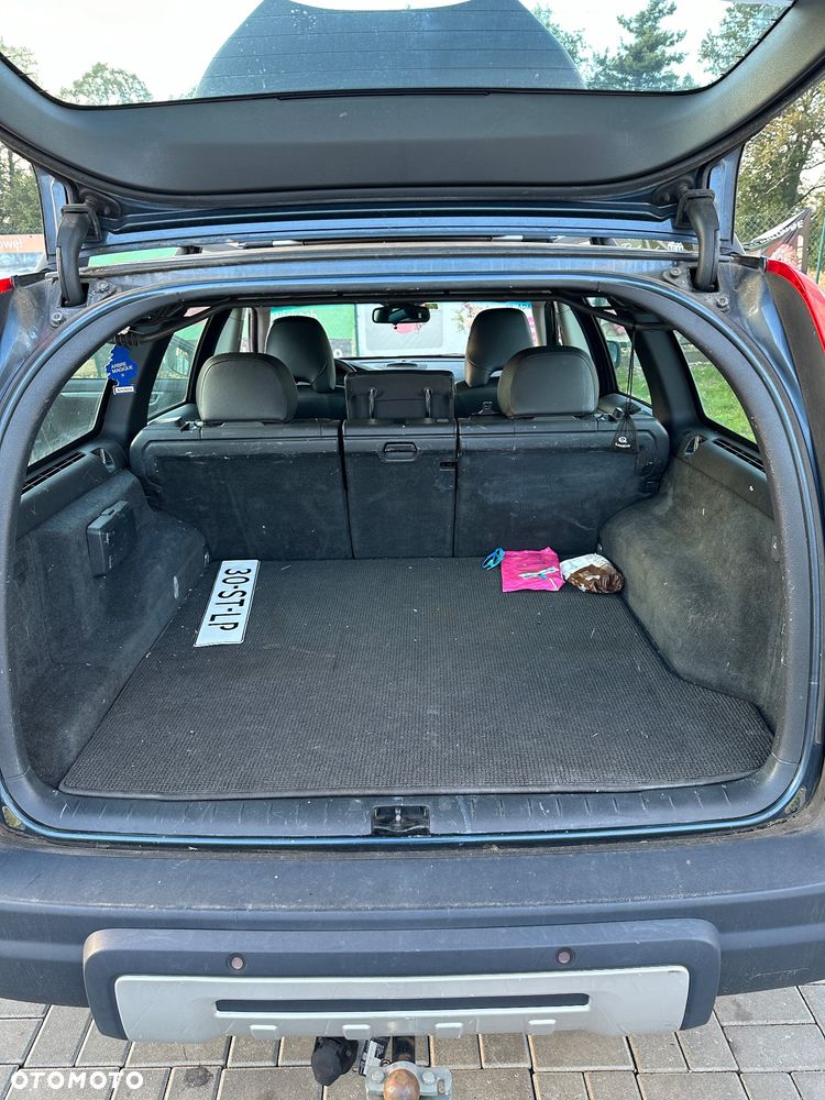Volvo XC 70 D5 AWD Momentum - 6