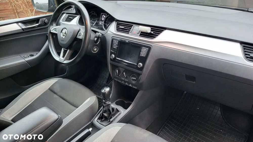 Skoda RAPID - 4