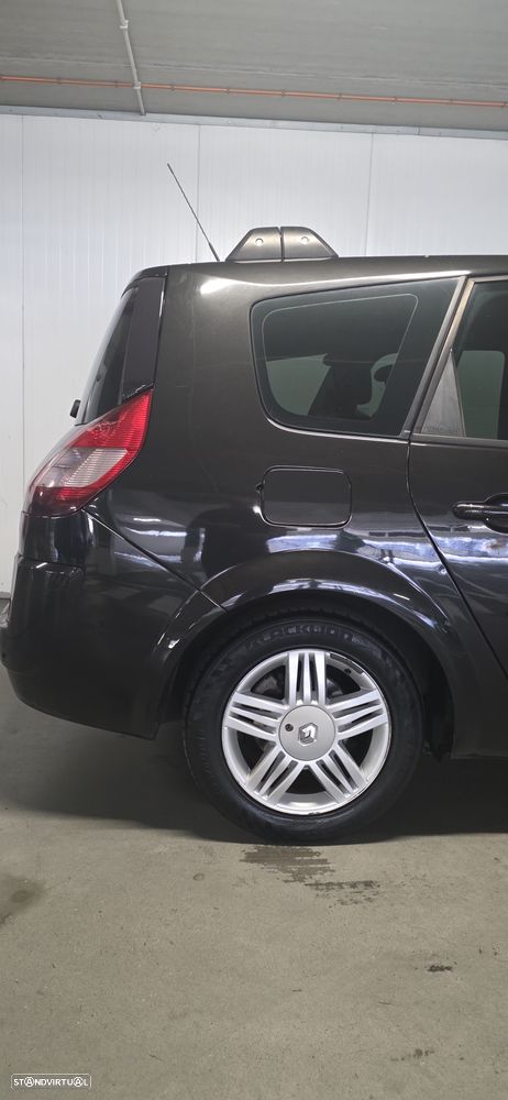 Renault Grand Scénic 1.5 dCi Luxe Dynamique - 8