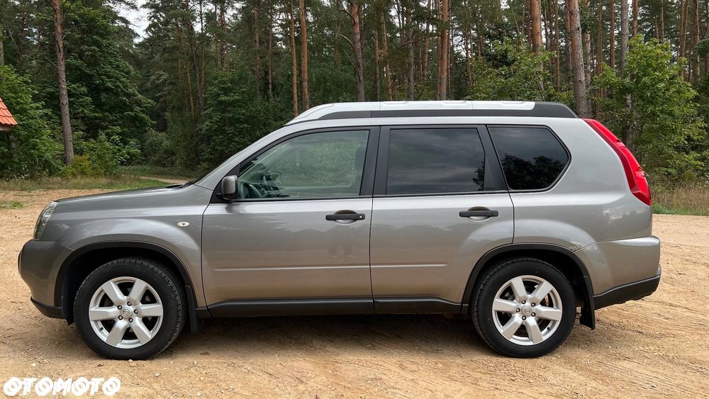Nissan X-Trail 2.0 dCi SE - 2