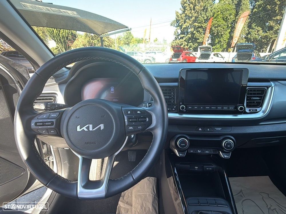 Kia Stonic - 7