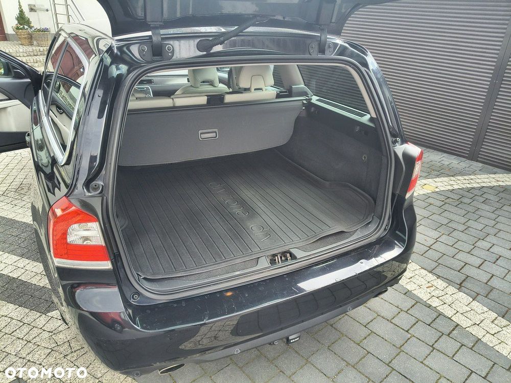 Volvo V70 - 36