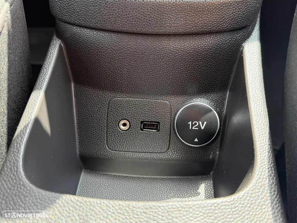 Ford Fiesta 1.0 T EcoBoost Titanium - 22