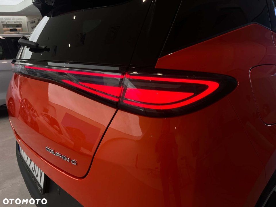 BYD Dolphin - 8