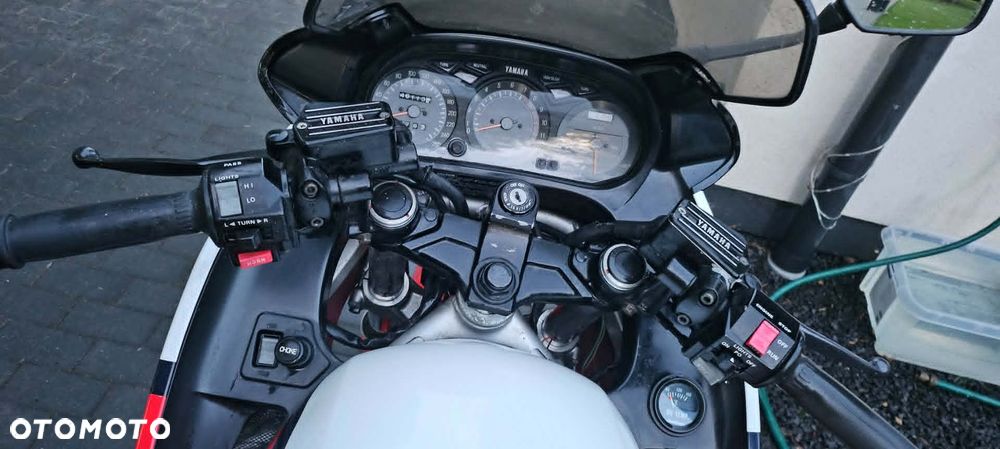 Yamaha FJ - 5