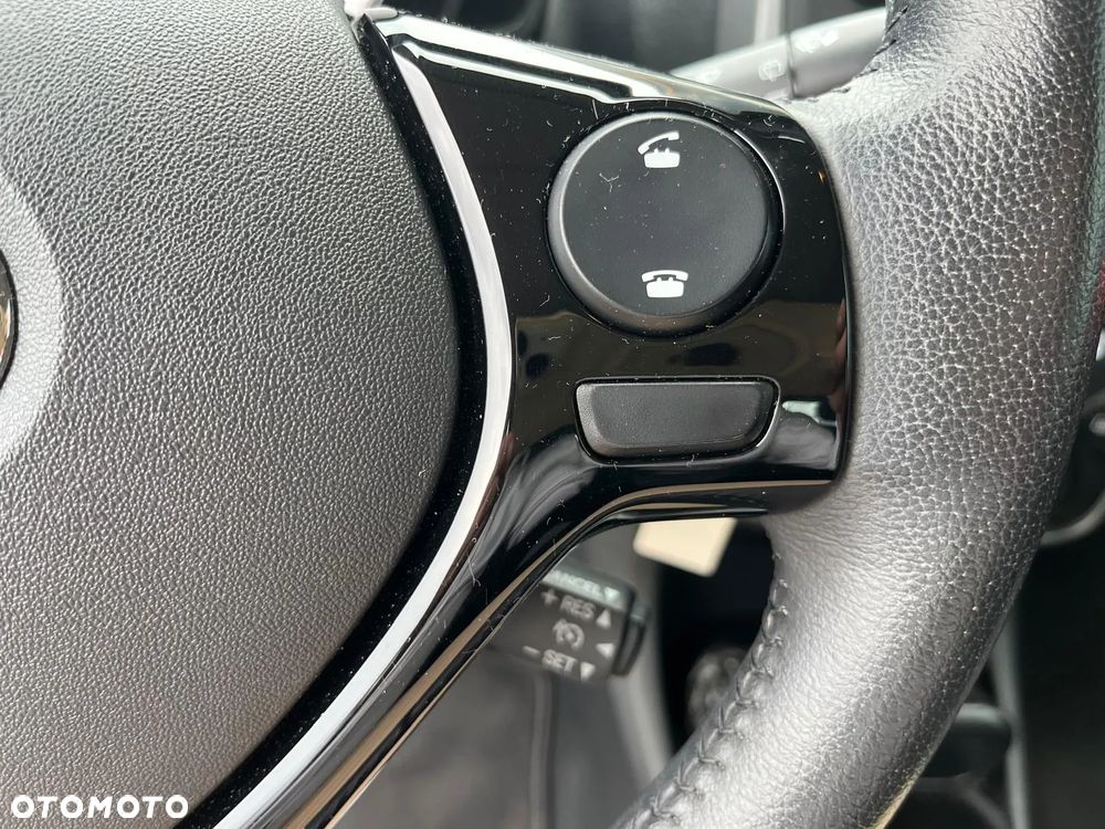 Toyota Aygo x-play - 8