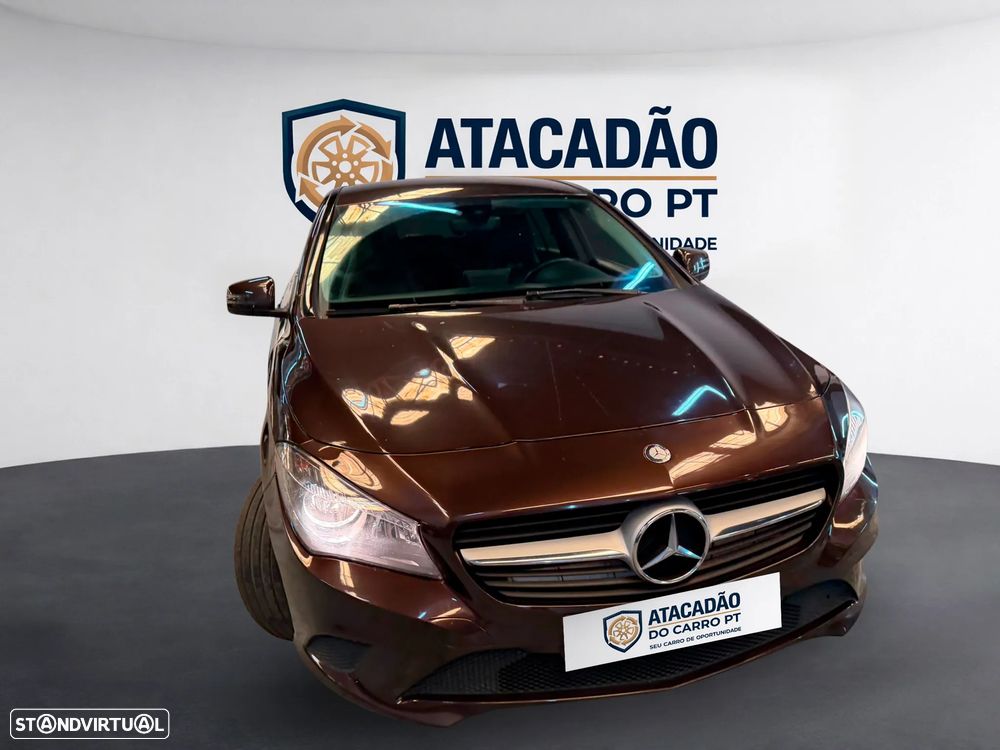 Mercedes-Benz CLA 180 d Shooting Brake Aut. — fotografia 4
