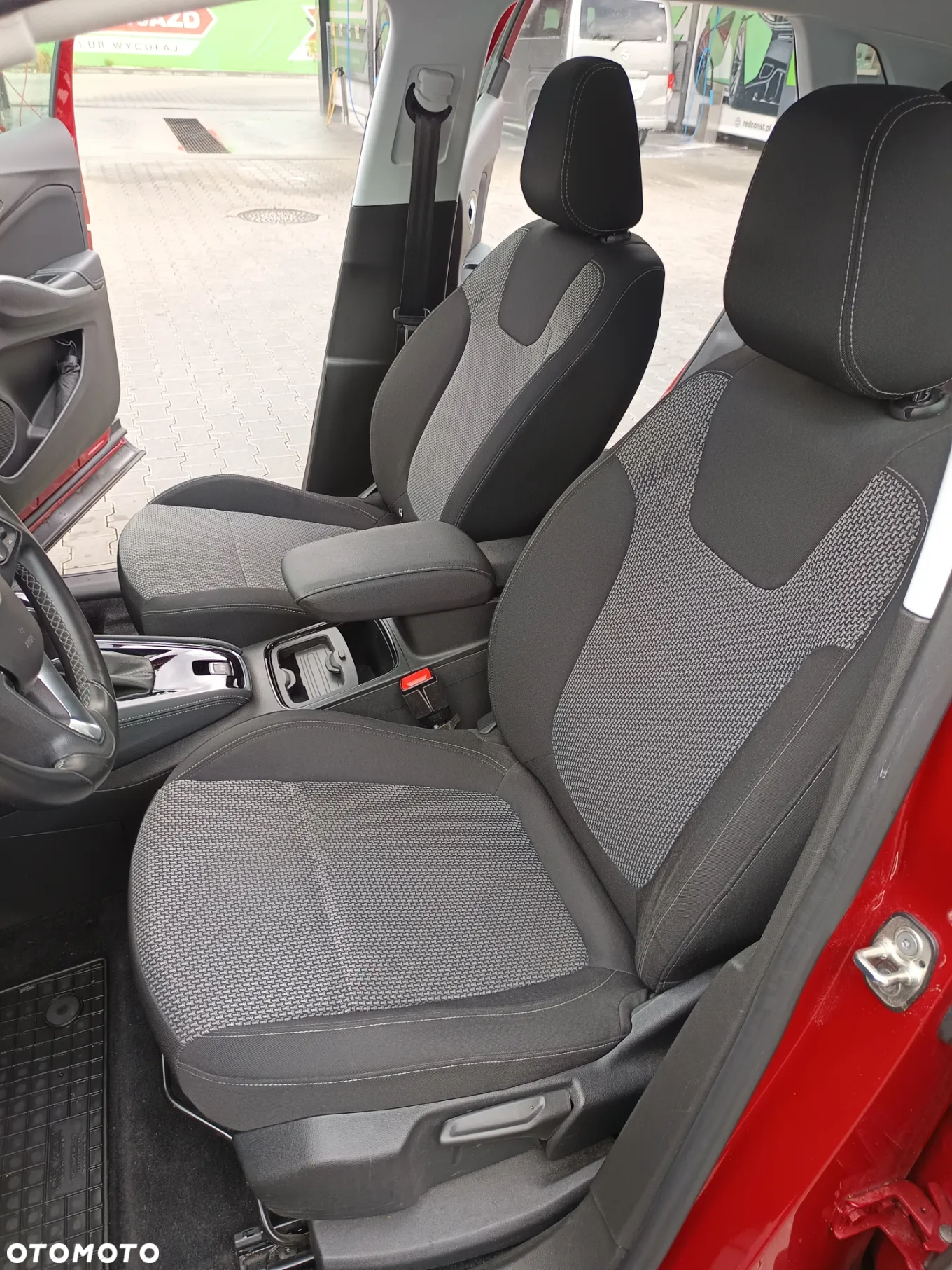 Opel Grandland X 1.2 T Enjoy S&S - 16