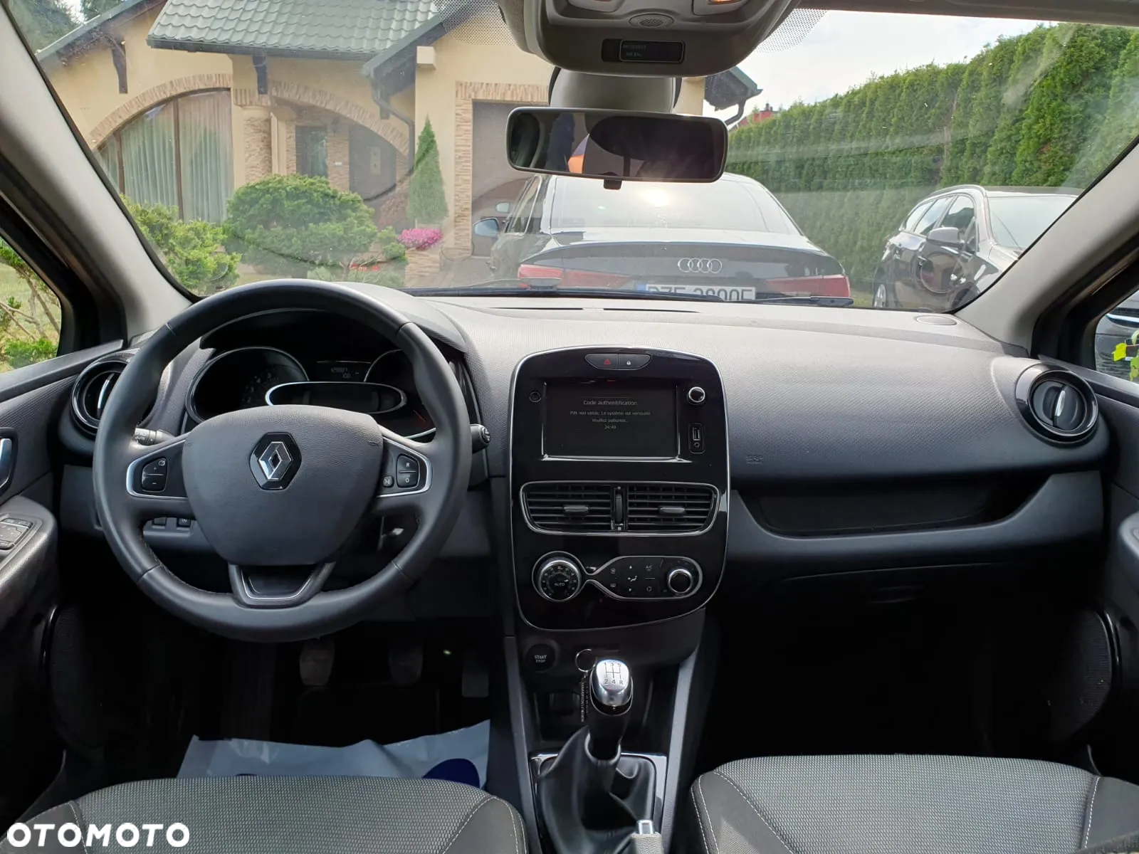 Renault Clio - 9