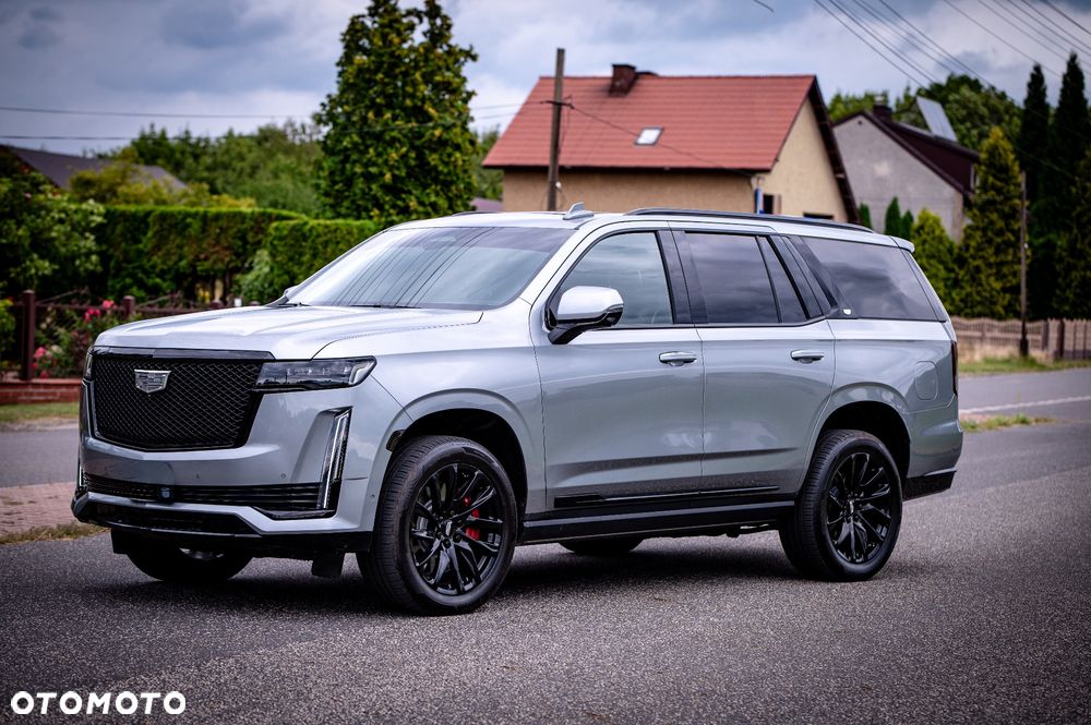 Cadillac Escalade - 3