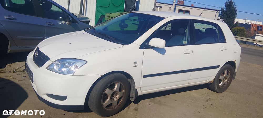 TOYOTA COROLLA E12 - 1