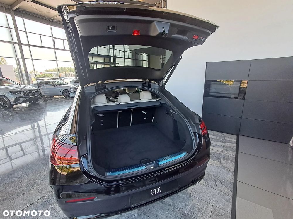 Mercedes-Benz GLE 300 d mHEV 4-Matic AMG Line - 11