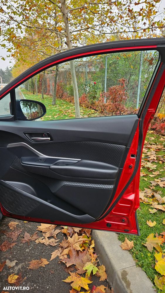 Toyota C-HR 1.8 HSD 122 CP 4x2 CVT C-enter - 17