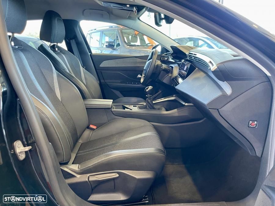 Peugeot 308 SW 1.2 PureTech Allure Pack - 26